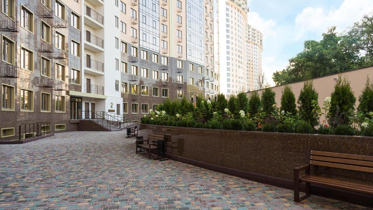 Большая Двухкомнатная Квартира В Центре Аркадии! Odesa Exterior photo